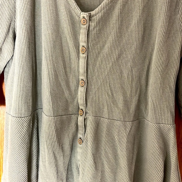 Women’s 3/4 sleeve top - Picture 2 of 4